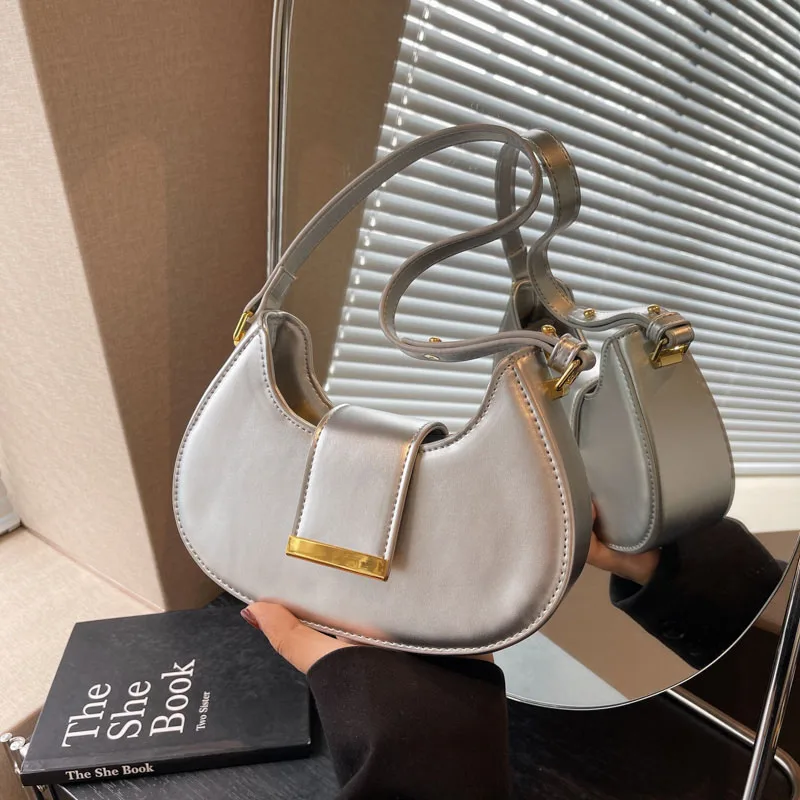 

Маленькая кожаная Подмышечная сумка для женщин, новинка 2023, роскошная брендовая сумка для подмышек, модная сумка через плечо, женские сумки