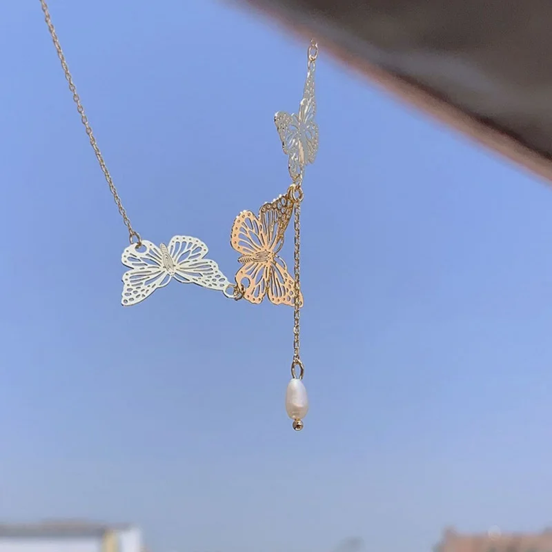 

Japanese and Korean Butterfly Stitching Chain Pearl Pendant New In Christmas Party Design Matching Necklace Light Luxury Jewelry