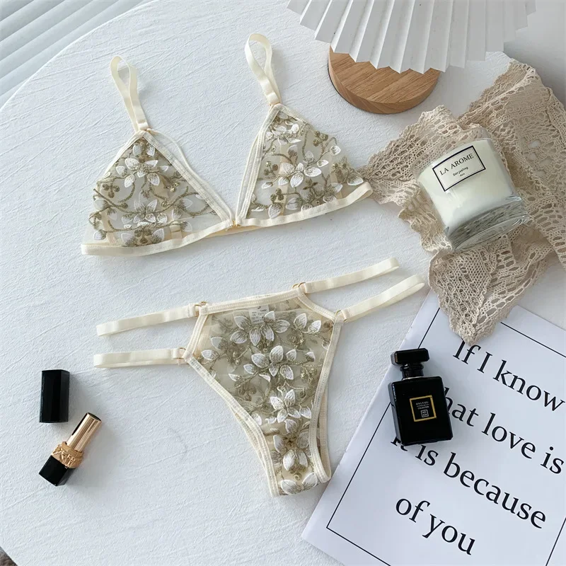 

New Women Ultra thin Lace Bra Sets Seamless Underwear Backless Vest Sexy Bralette Lingerie Bra & Brief Sets Female Lingerie Set