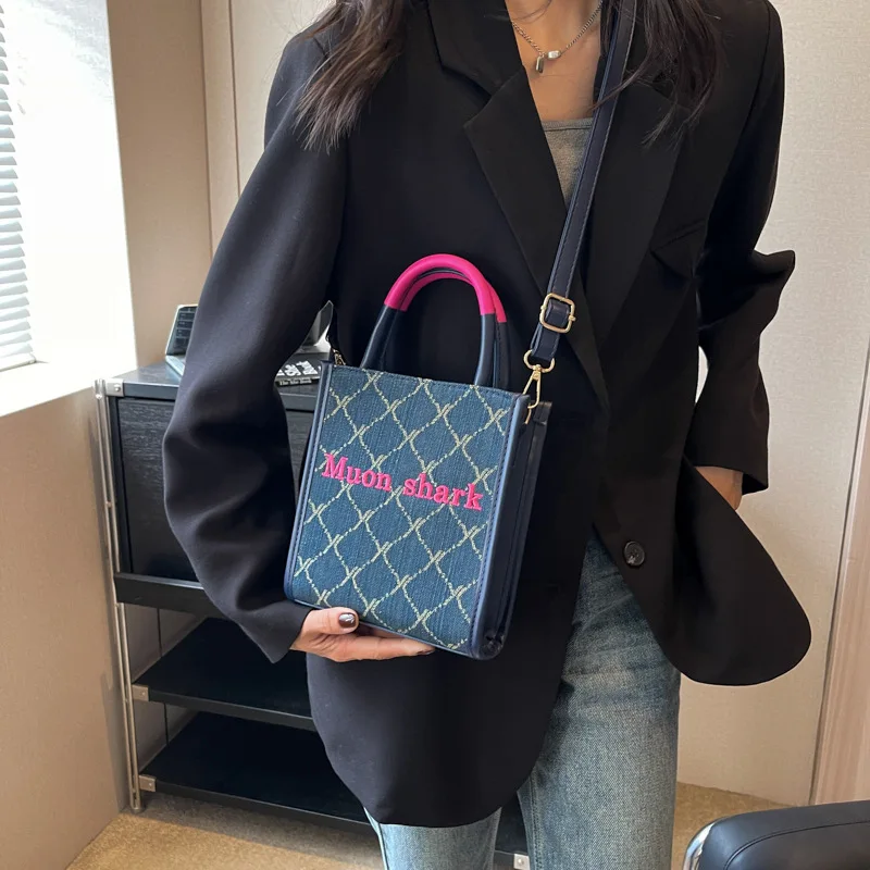 Casual Simple Embroidered Tote Handbags New Trendy Portable Single Shoulder Crossbody Bag Textured Fashion Phone Storage Satchel