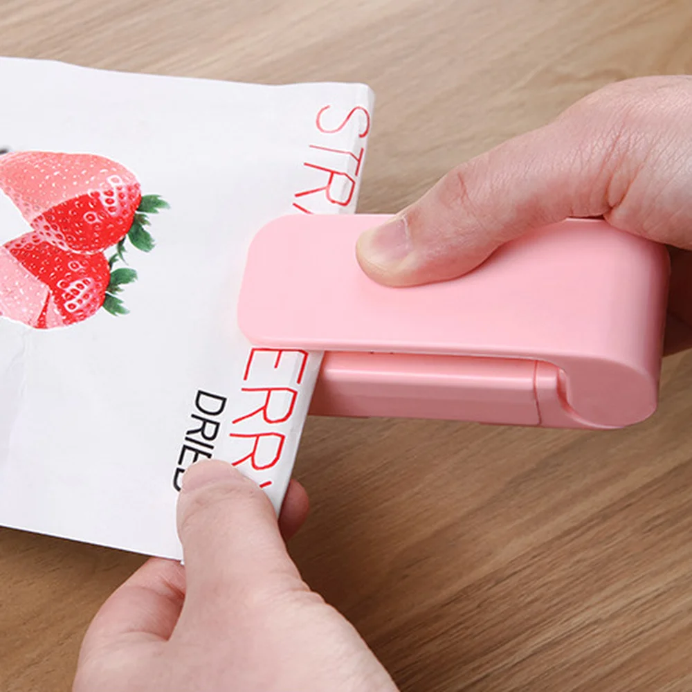 

1Pc Mini Sealer Portable Bag Heat Sealer Plastic Packaging Storage Bag Clip Convenient Sticker Sealing Food Snacks Kitchen Tools
