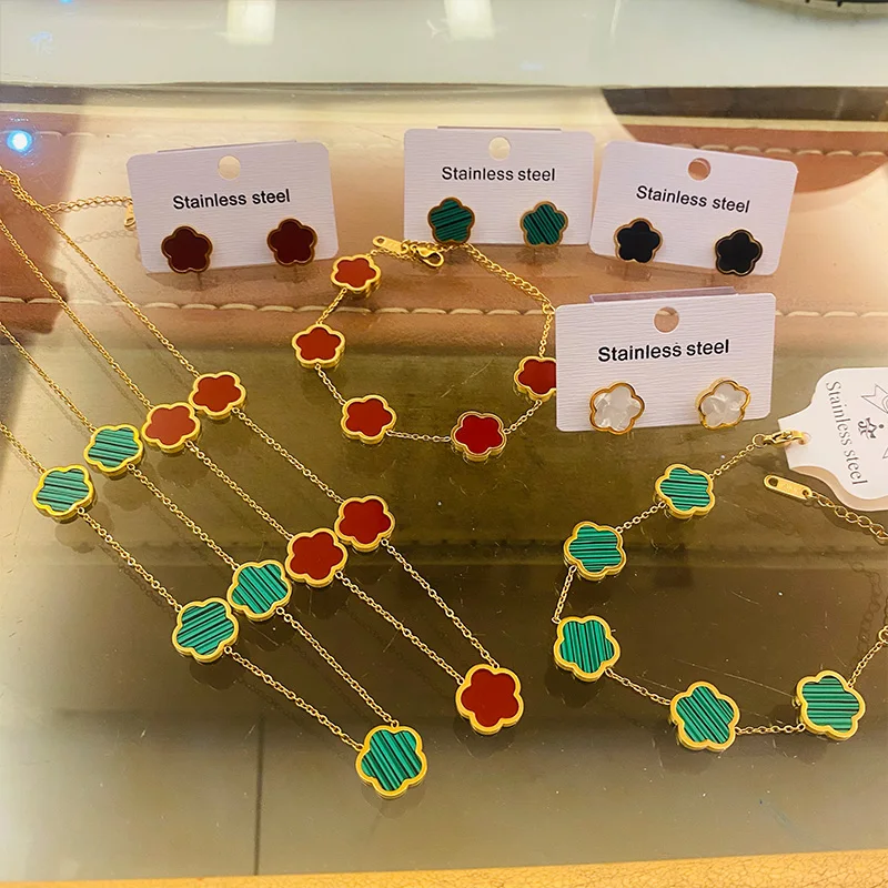 Комплект украшений из нержавеющей стали CDD