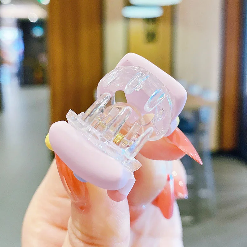 Рисунок 2 - Заколка-краб Женская однотонная