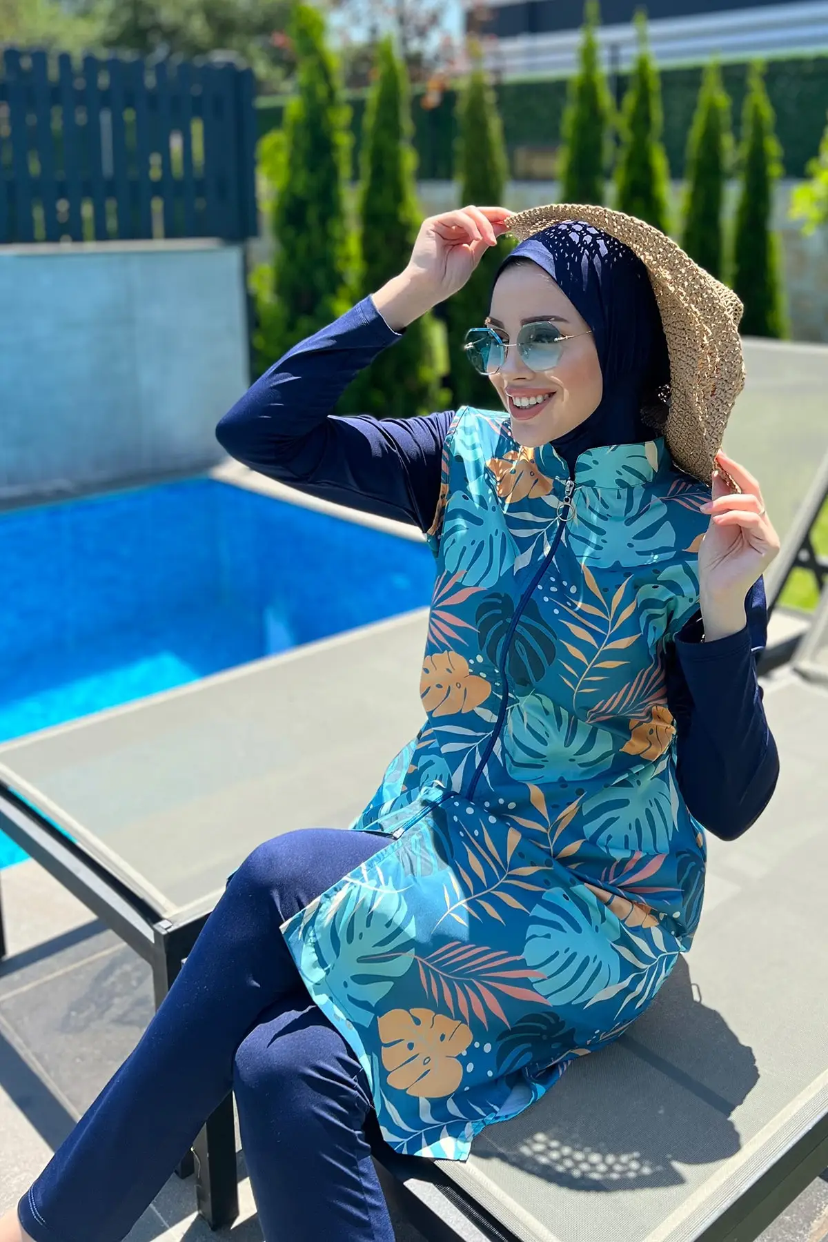 

Design Full Covered Hijab Swimsuit R024 Cesme