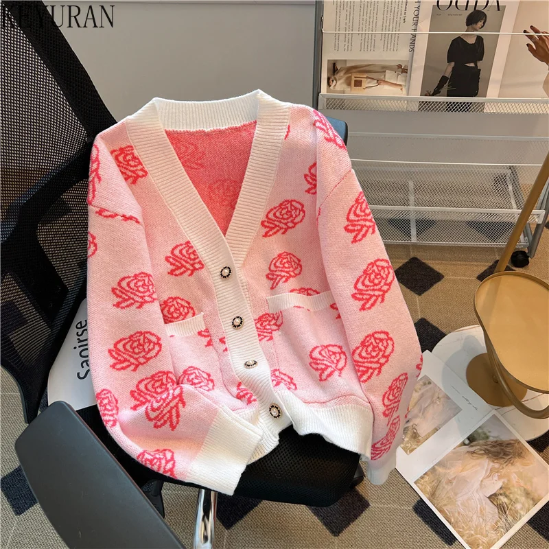 

Женский жаккардовый свитер с V-образным вырезом и длинным рукавом