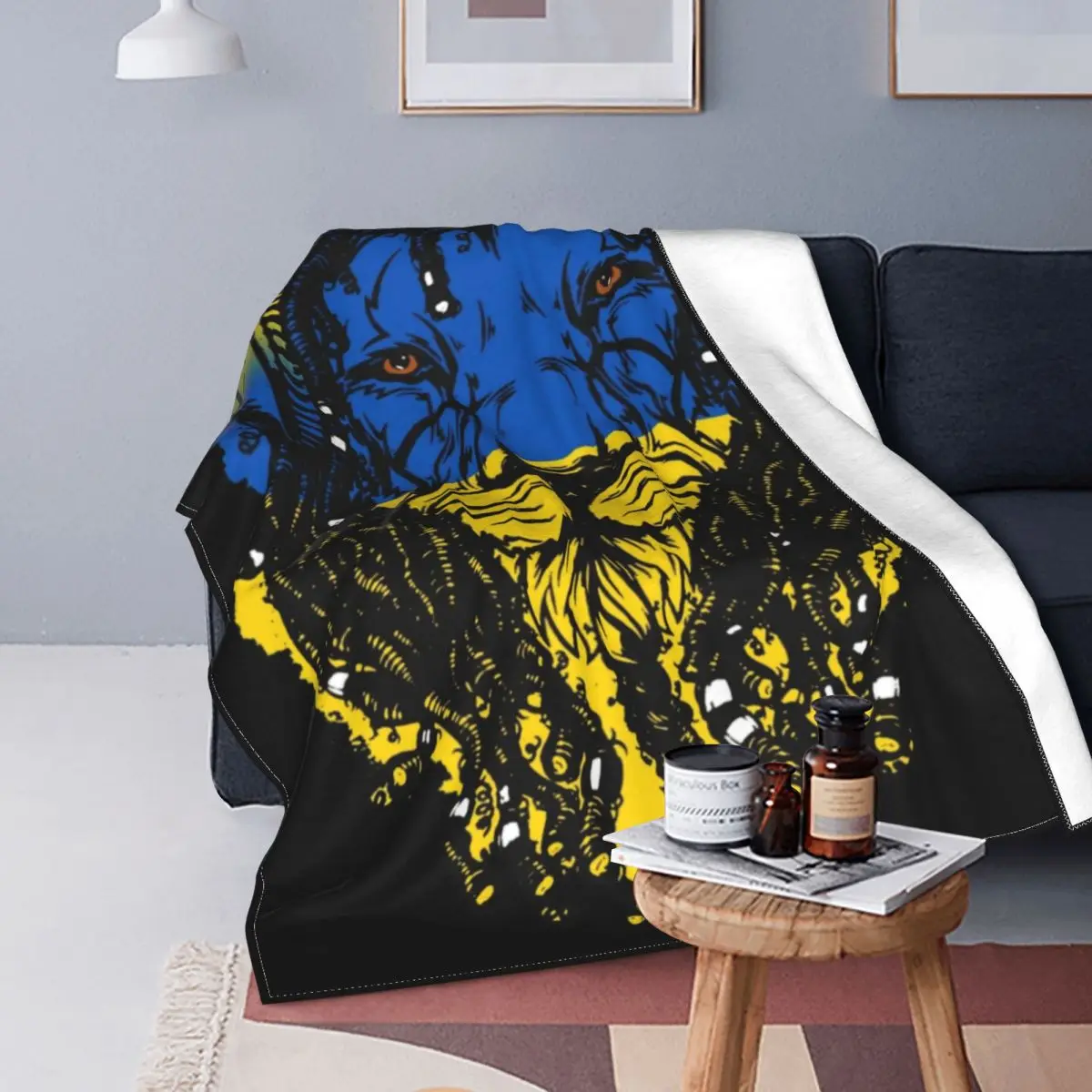 

Ukraine National Flag Blanket Warm Fleece Flannel Ukrainian Trip Coat Of Arms Lion Throw Blankets for Bed Couch Office Autumn