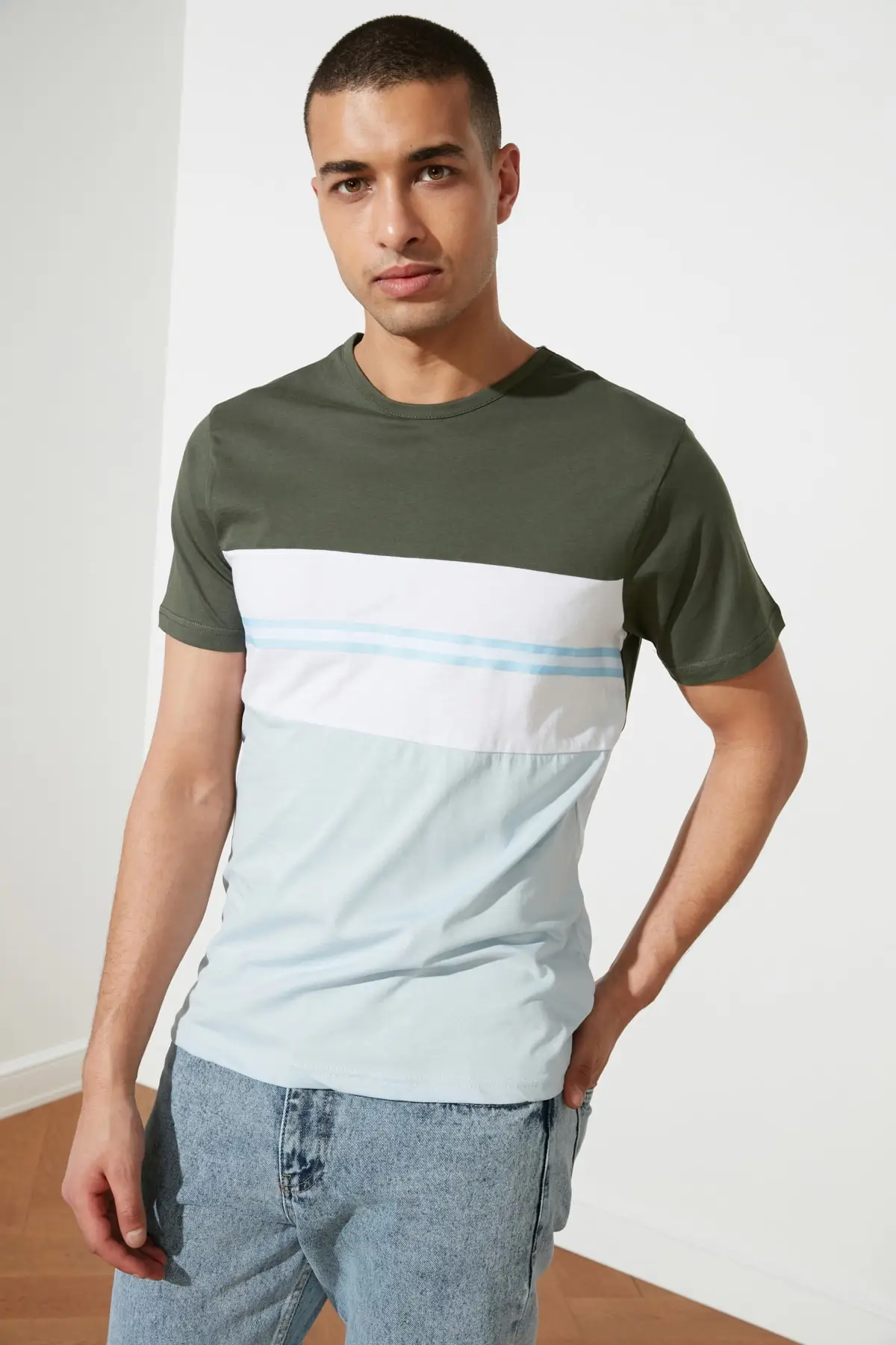 Trendyol мужская полосатая футболка TMNSS20TS0164 одежда мода 2021 на лето и весну для мужчин
