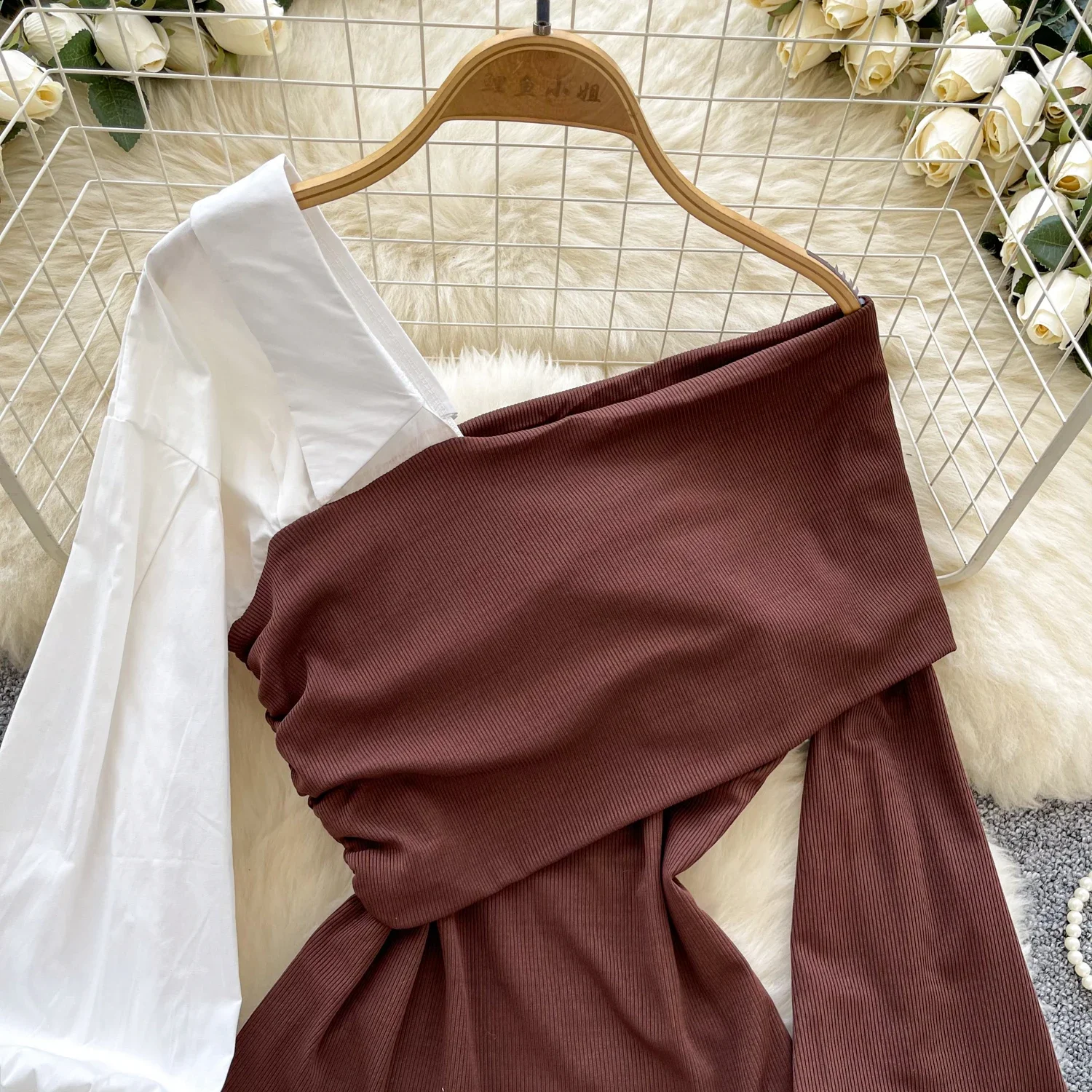 Элегантный винтажный топ с длинными рукавами и v-образным вырезом шикарная