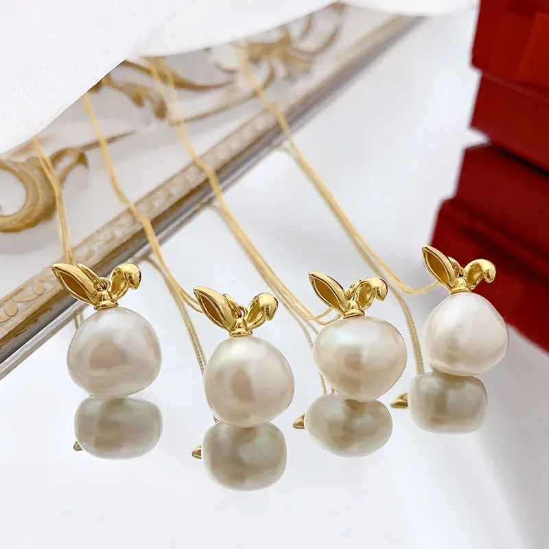 

Chuhan Real 18k Gold Rabbit Ear Pearl Pendant Necklace 11-12mm Natural Freshwater Pearls Chopin Clavicle Chain Women'S Jewelry