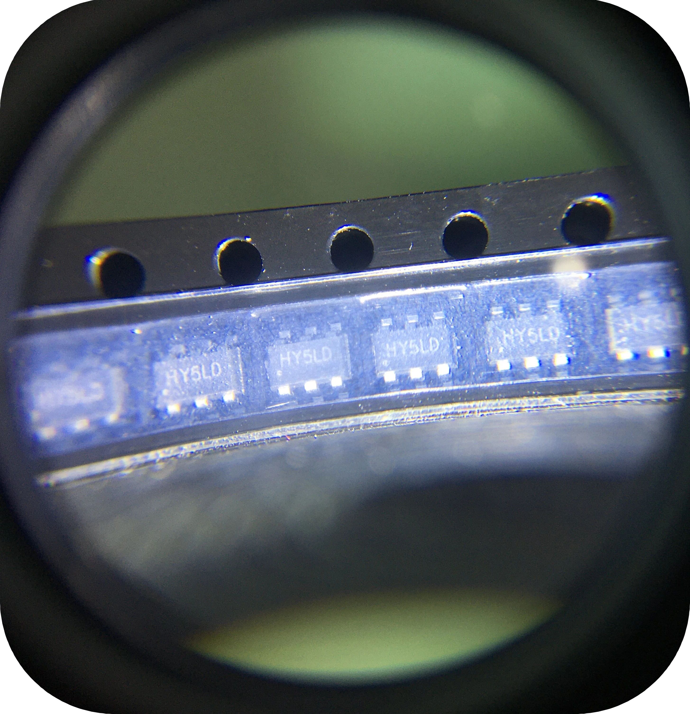 

200pcs~10pcs SY7200AABC 30V 2A LED driver Boost efficiency up to 96% Soft start LED open circuit protection SOT-23-6