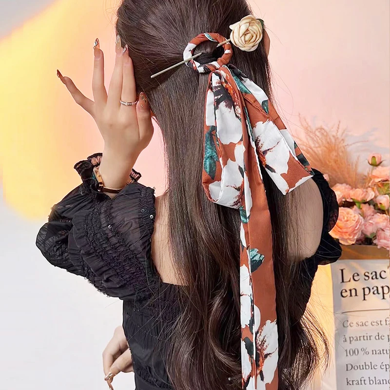 

2022 год, трендовые вилки для волос с имитацией цветов, длинный шарф в стиле ретро, Шпилька-бант, палочки для волос из сплава, шагообразные кита...