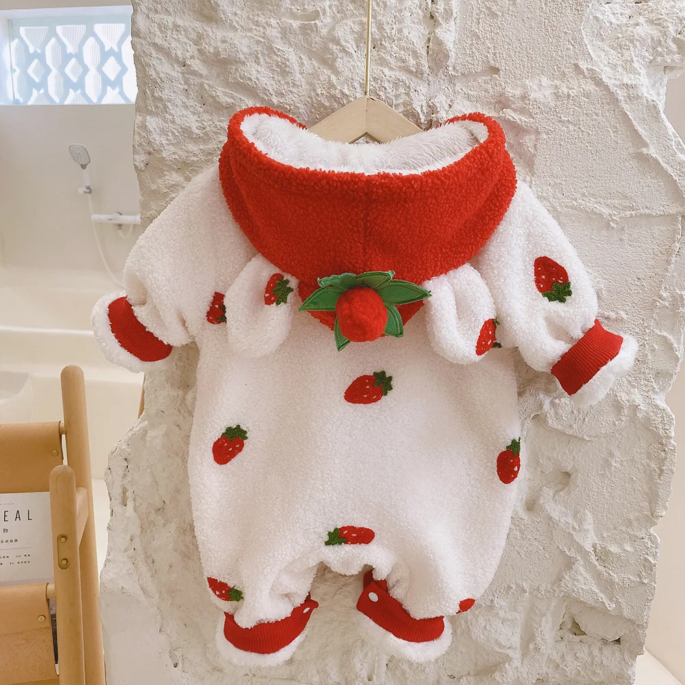 

Strawberry Fleece Jumpsuit Winter Clothes 0-2 Year Old Baby Baby Girl Go Out Cotton Coat Newborn Romper