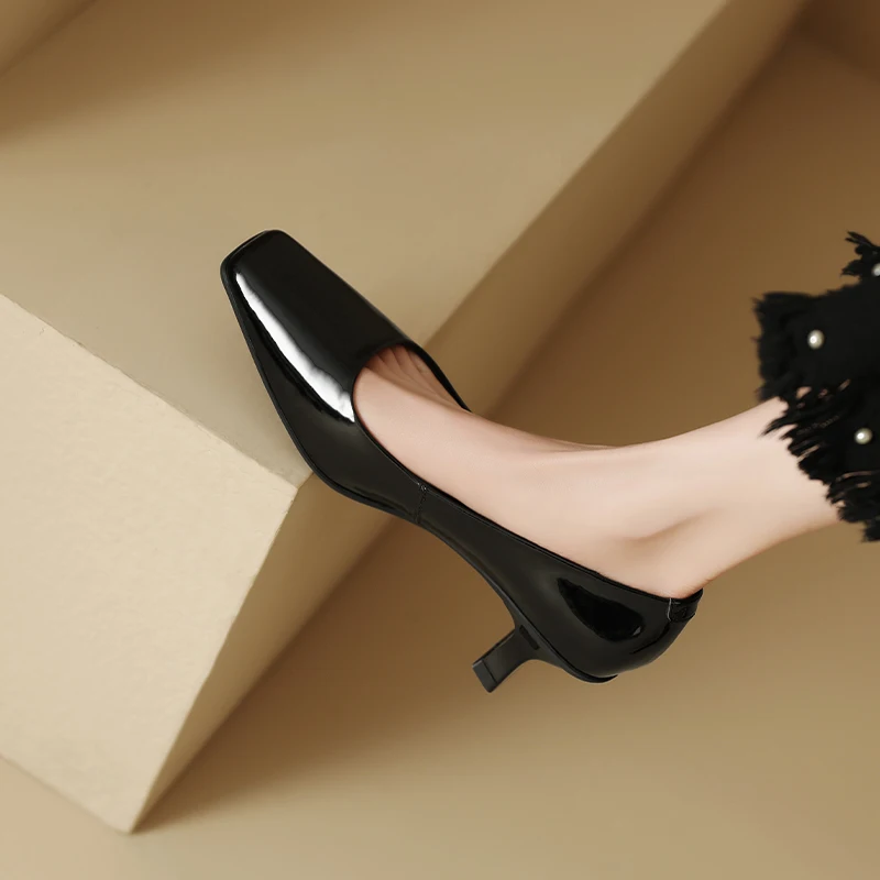 Green spring and autumn square-headed women's shoes cow leather patent leather simple high-heeled women's shoes with thick heels