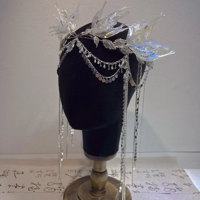 

Аксессуар для волос Корона с бахромой