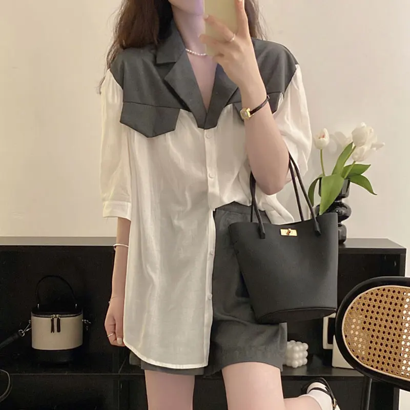 

Clothland Women Fashion Patchwork Suit Short Sleeve Shirt Mini Shorts Summer Two Piece Set Retro Sets Mujer TZ495