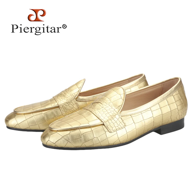 

Piergitar Imported Gold Color Crocodile Embossed Leather Men Penny Loafers For Fashion Show Handmade Slip-On Smoking Slippers