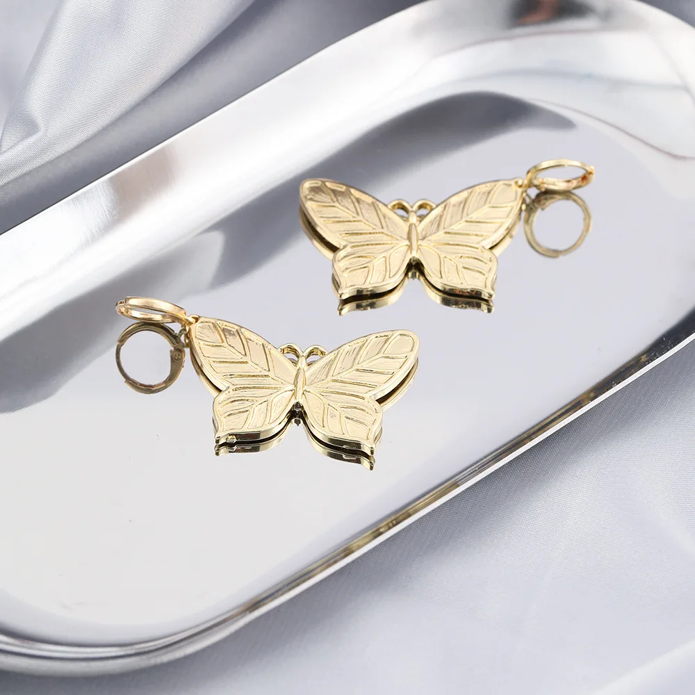 

Luxury Vintage Butterfly Pendant Earrings for Women Gold Color Fashion Simple Earring Personality Girls Birthday Gifts 2022 New