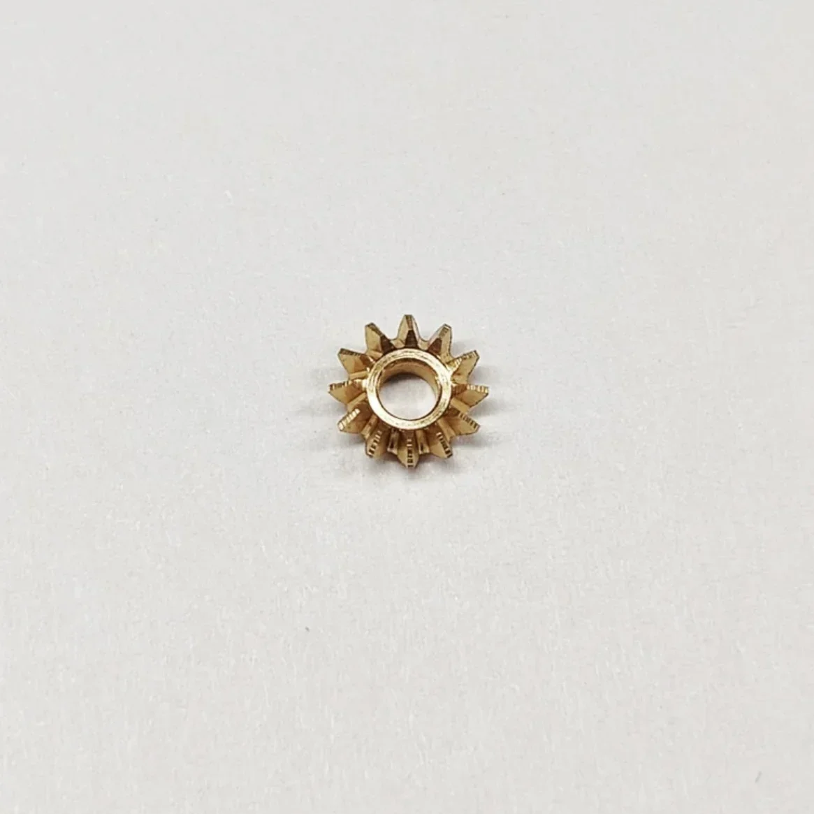 Фото Металлическая коническая шестерня из латуни 0.4M 12T 2MM, шаг 0.5MM, 90-градусный прямой угол, для DIY-моделей №1