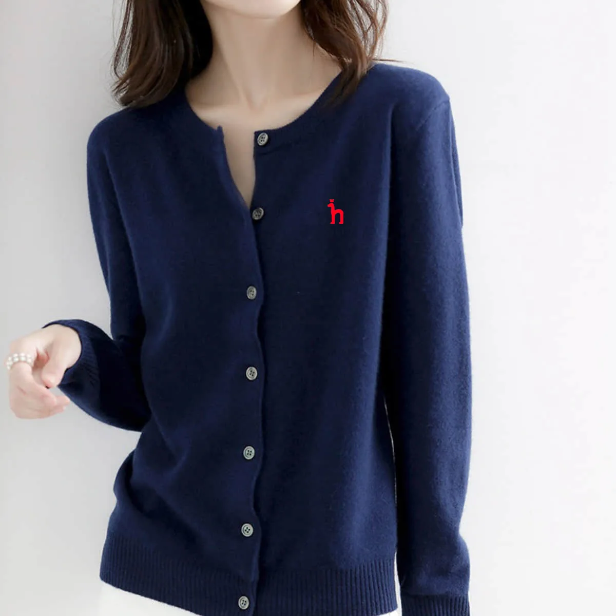 

Women Sweaters Hazzys Logo Cardigan Wool Lady Fine Fit Neck Cardigan Coat Street Harajuku Fashion Women Clothes