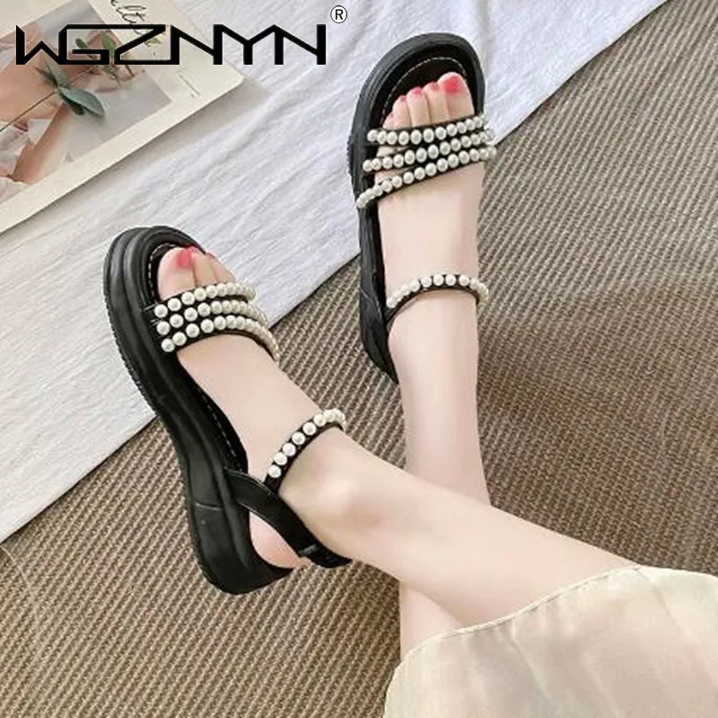 

Модные женские босоножки на высоком каблуке с жемчугом Новинка Лето 2022 роскошные дизайнерские женские босоножки на танкетке на толстом каб...