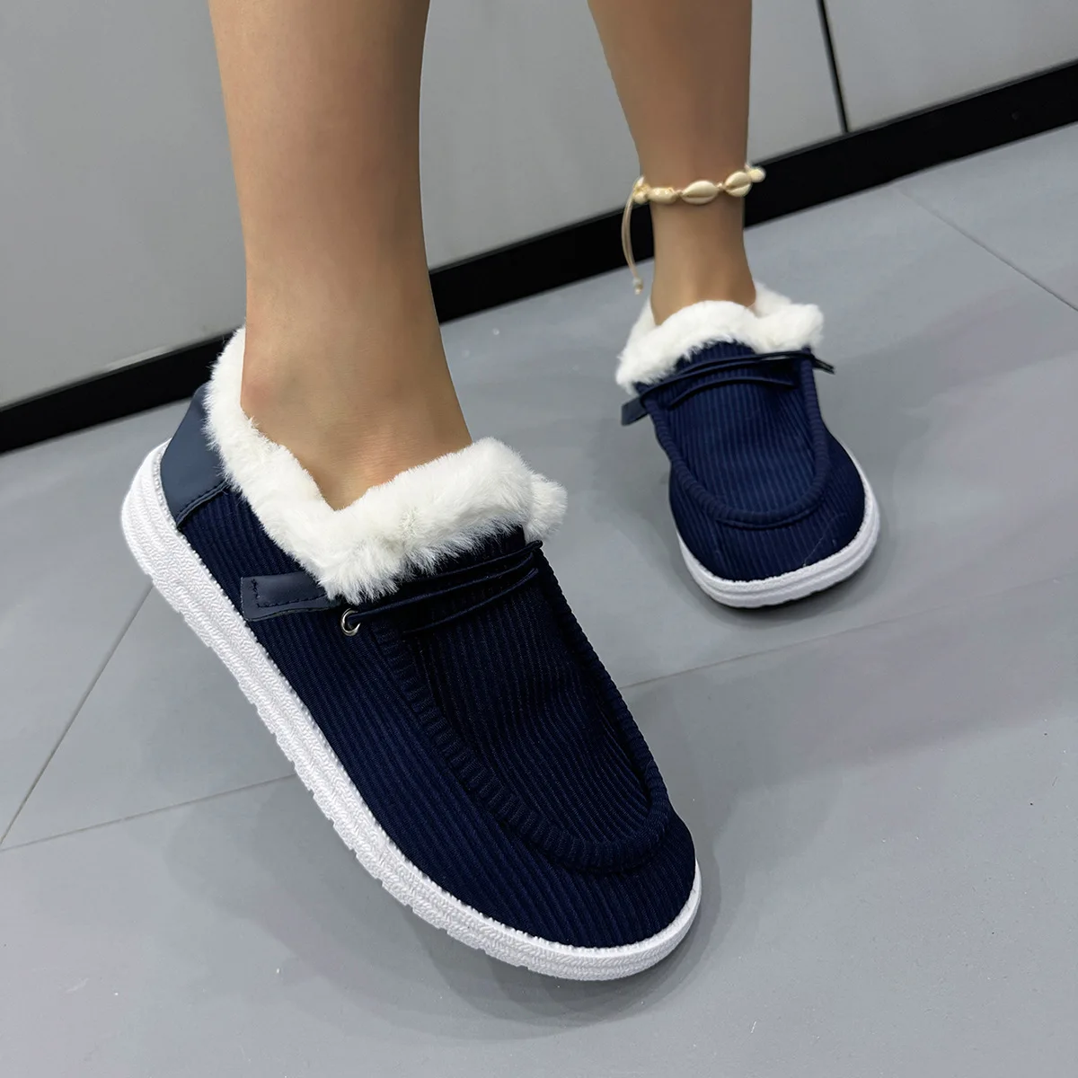 Туфли большого размера женские повседневные кроссовки с круглым носком