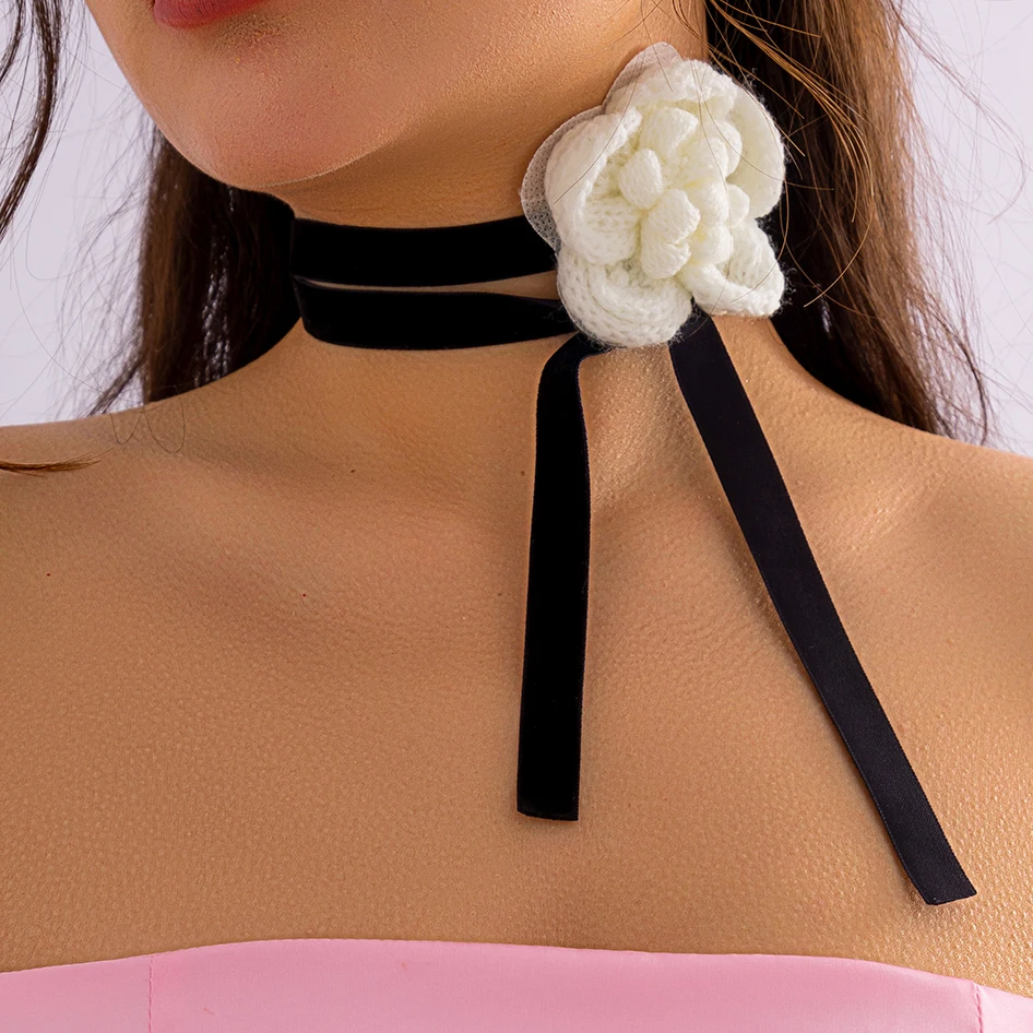 

Romantic Big Rose Flower Korean Velvet Clavicle Chain Necklace for Women Wed Bridal Elegant Adjustable Choker Aesthetic Jewelry