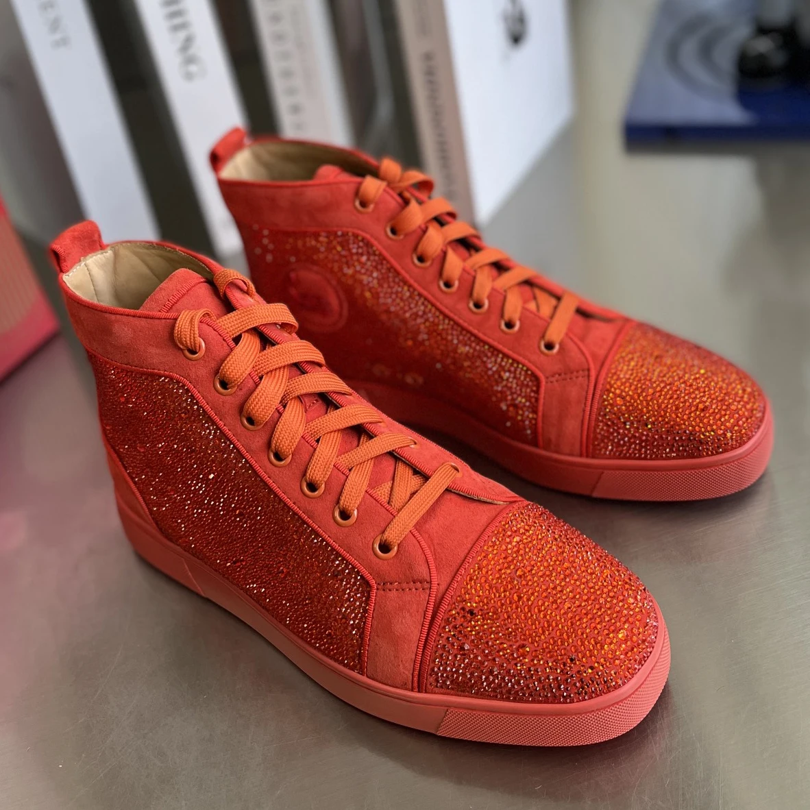 

Top Quality Red Sole Womens Trendy Casual Shoes 35-48 Luxury Mens Real Leather Sneakers Designr Couple Rock Tide Shoes HJ1424