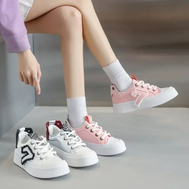 

Женские Дизайнерские кроссовки, модная повседневная обувь контрастных цветов, удобная дышащая женская прогулочная обувь, осень 2023