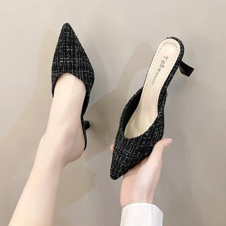 

Туфли женские на низком каблуке, 2023