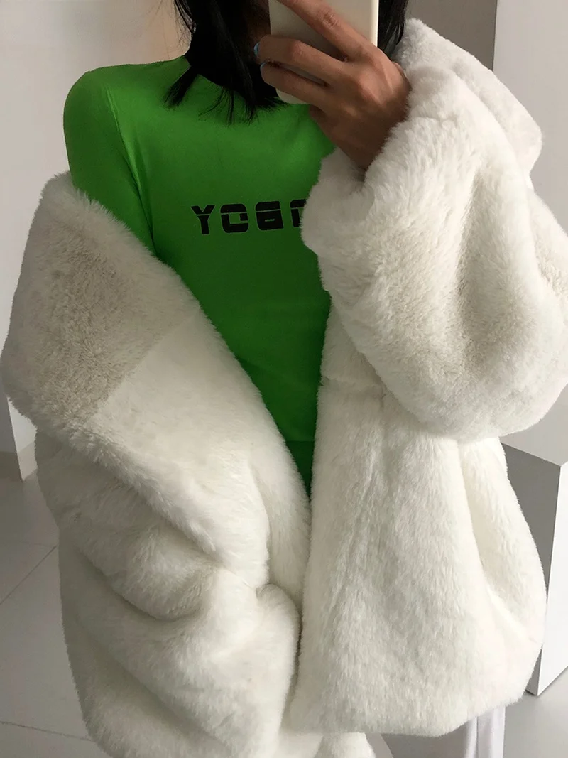 White Fur Jacket Winter Oversized Thick Warm White Fluffy Faux Fur Coat Women Loose Casual Stylish Korean Fashion Streetwear