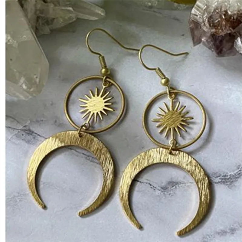 

Celestial Sun And Moon Earrings Crescent Phase Boho Witchy Brass Or Antique Silver Color Jewelry 2020 New Women Gift Girlfriend