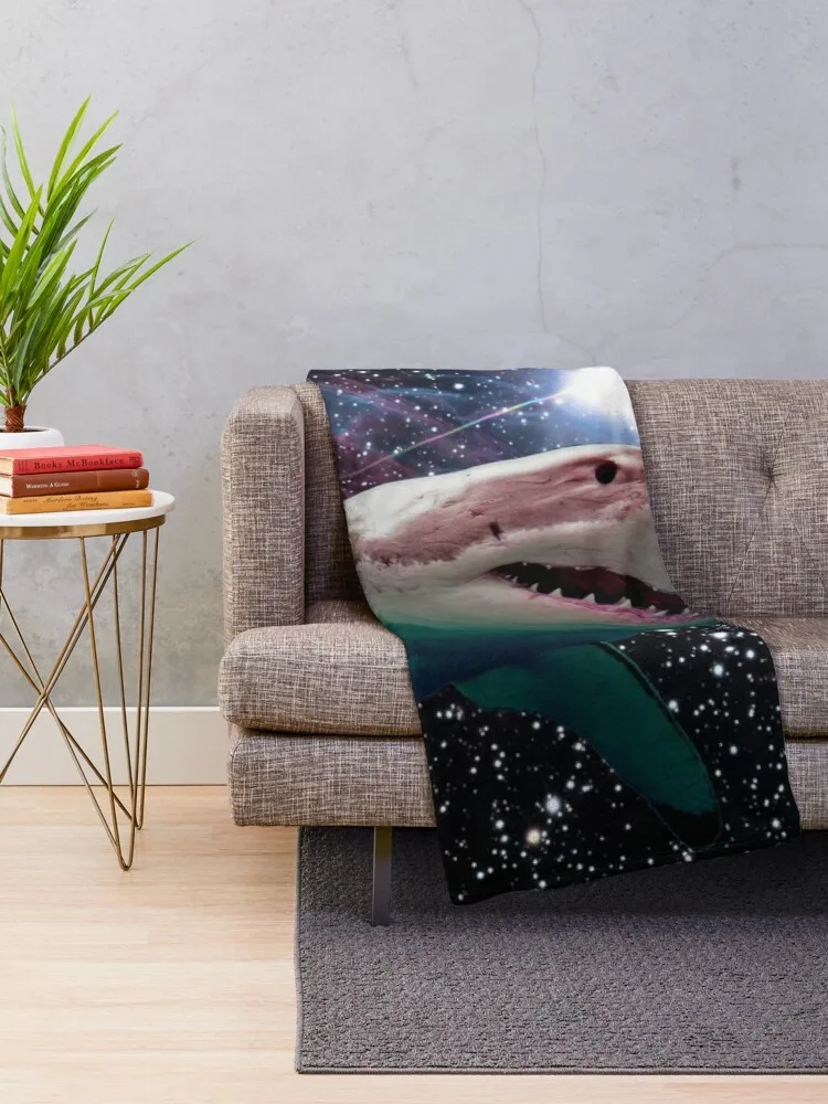 Космическое одеяло в виде акулы милое из искусственного меха |