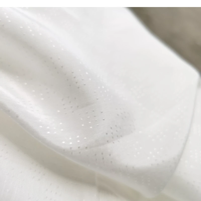 

Жаккардовая шелковая ткань с белой текстурой, ширина 114 см, 14 Момми, хлопок, натуральный шелк тутового шелкопряда, мягкая ткань для рубашки, ю...