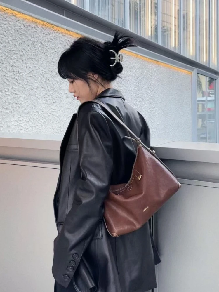 Женская замшевая сумка через плечо Songmont Hobos цвет в ассортименте