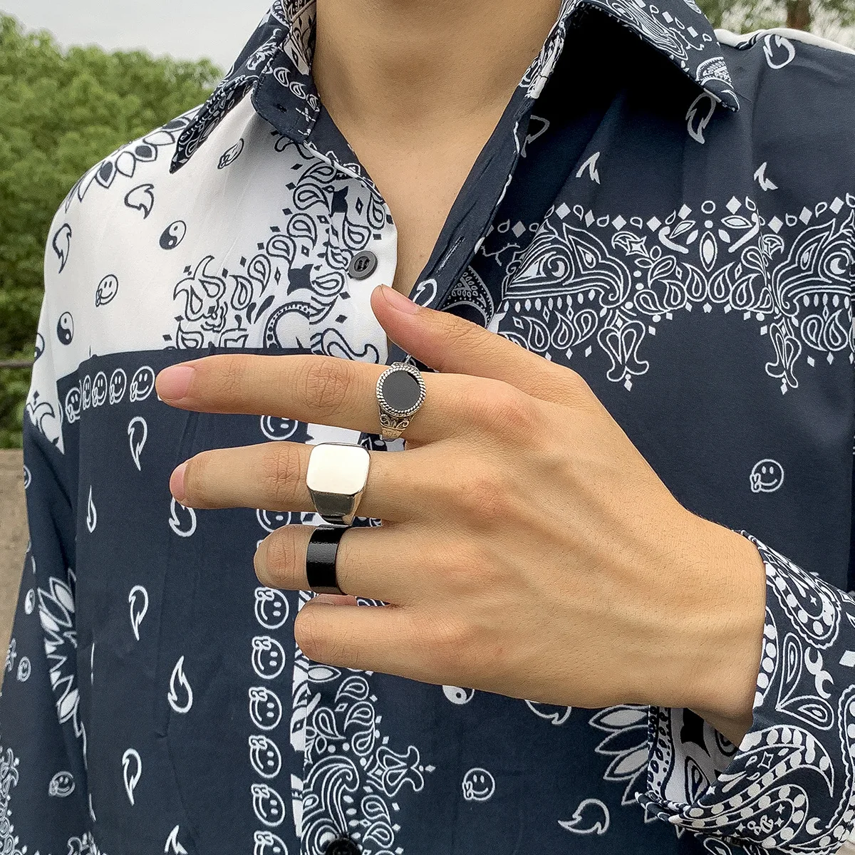 

Punk Style Men's Ring Hip-hop Trend Simple High Street Style Design Shiny Metal Suit