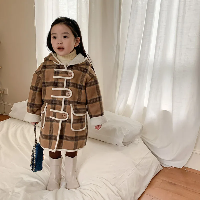 

2022 Winter New Children's Wear Korean girl's Wear Girl's Inner Lining Lamb Wool Plaid Coat Hooded Coat 2-181