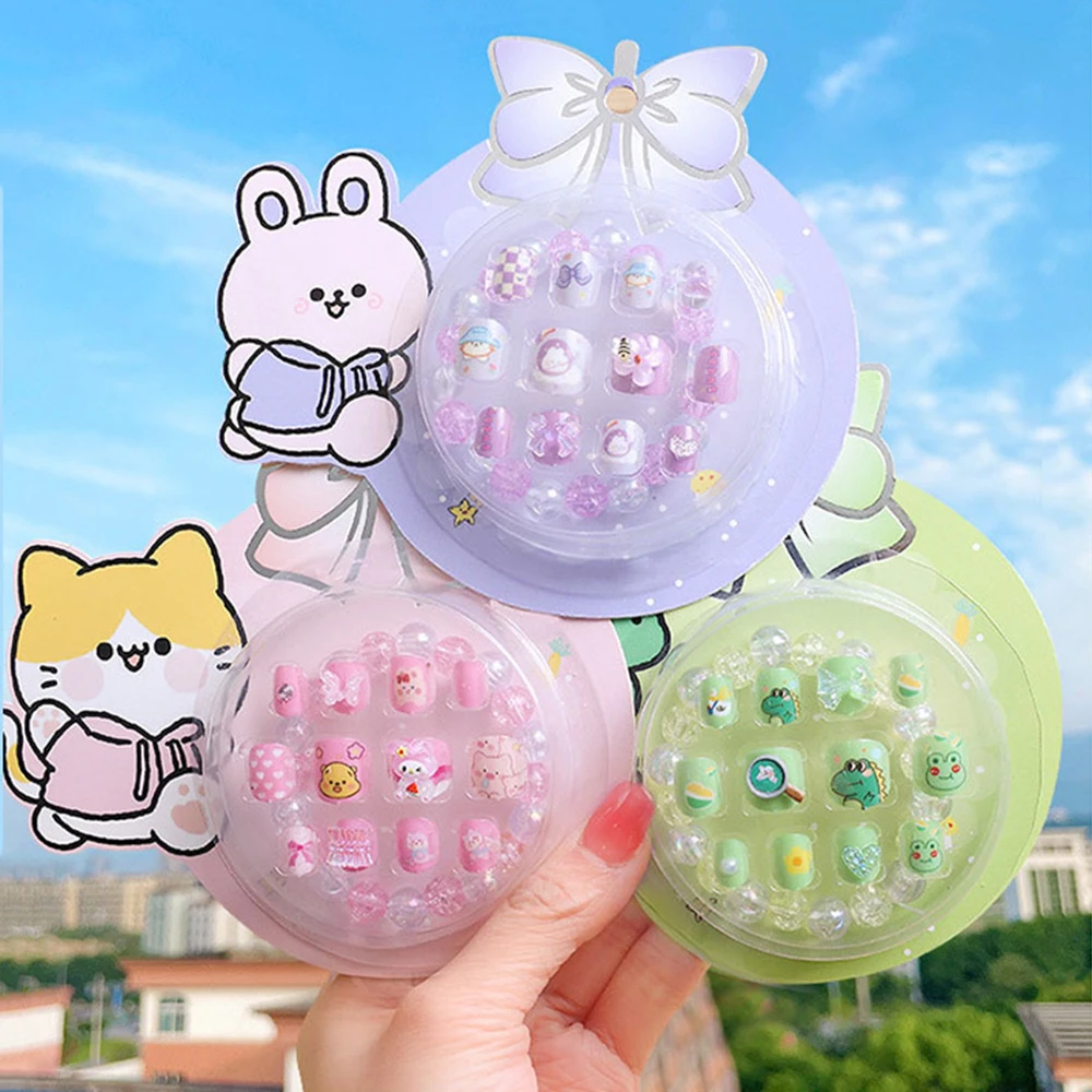 

1 Box Children Nail Patch Product New Girl Cute Princess Armor Wearing Style Nails Detachable Fingernails Fake Forms Art Deco