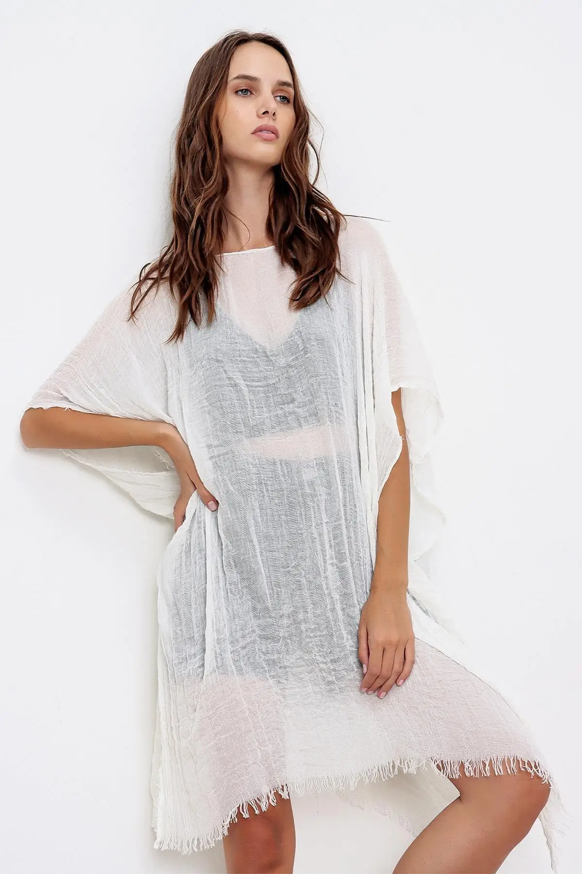 

Women's Pareo Ecru Poncho Swimwear Cover Up Dress Sexy Tunic Suit Beachwear Female Beach Bikini Cover Loose Mini Dress