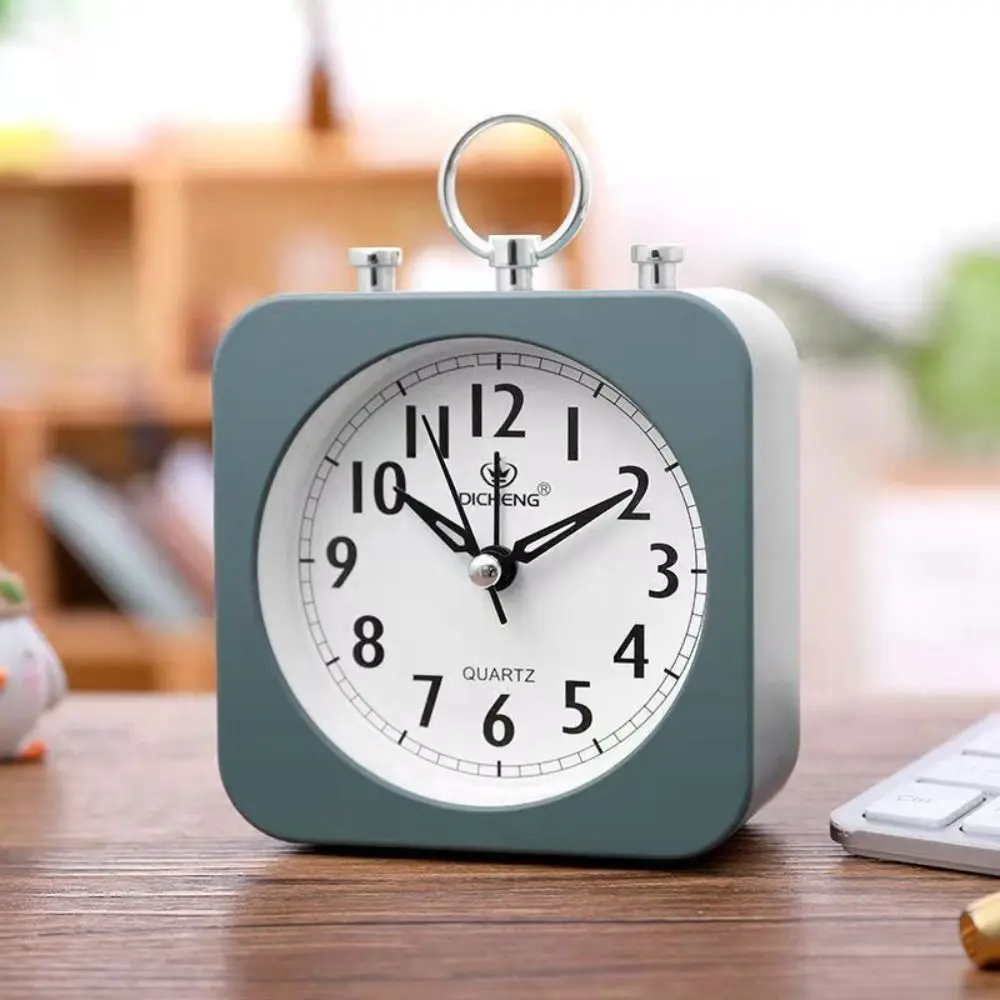 Тихий будильник современный квадратный кварцевый механизм прикроватный