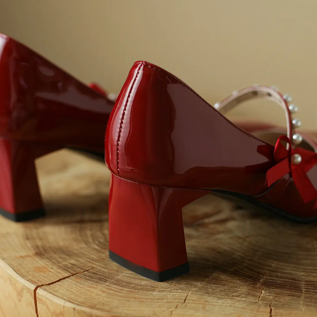 Eokkar Pearl Mary Janes Square Toe Pumps 2022 Fashion Mid Chunky Heel Pumps Shoes for Women Patent Leather Pumps Elegant Shoes