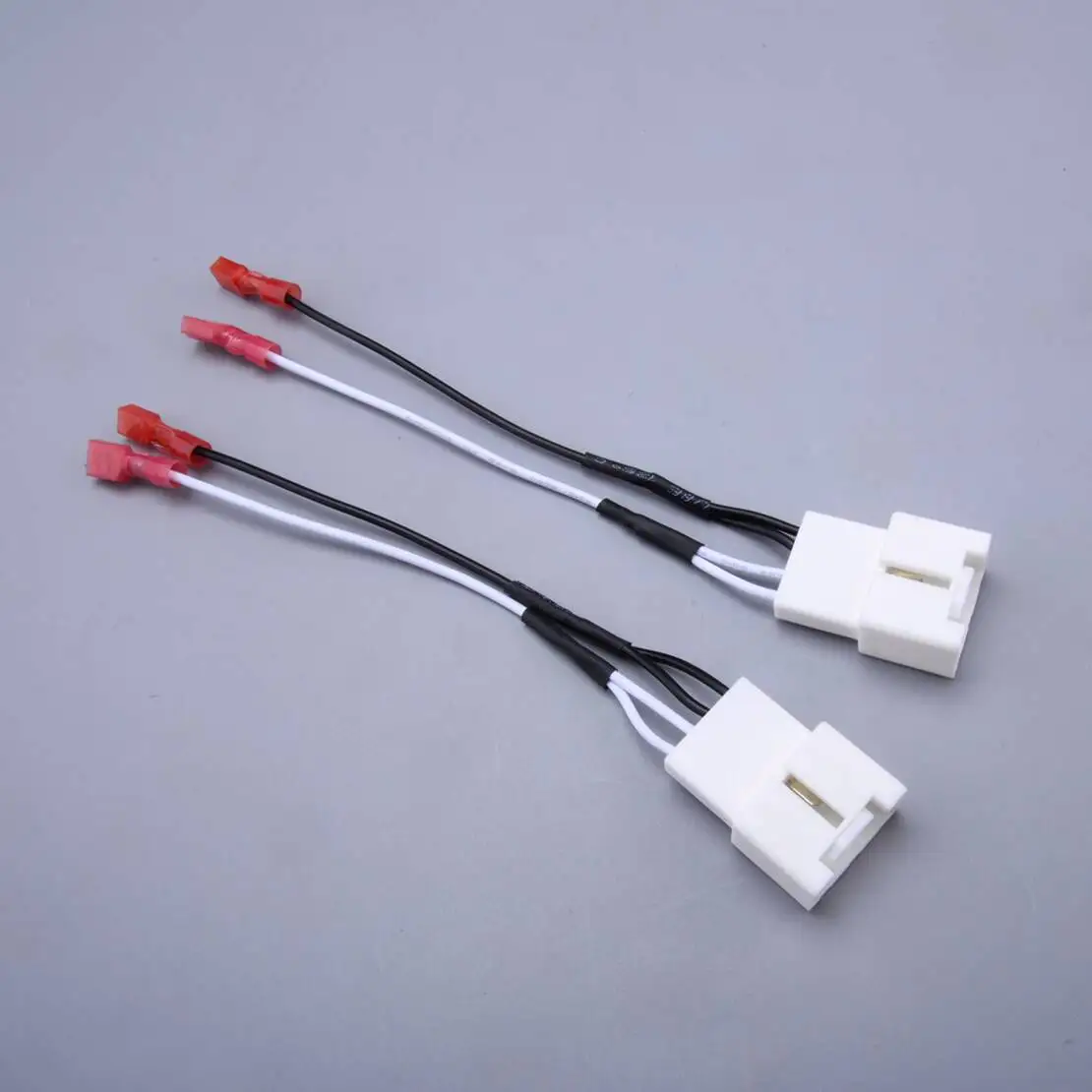 

2 шт., адаптер для дверного стереодинамика, вилка, жгут проводов, кабель, подходит для Ford F150 F250 F350 F450 F550 2017+