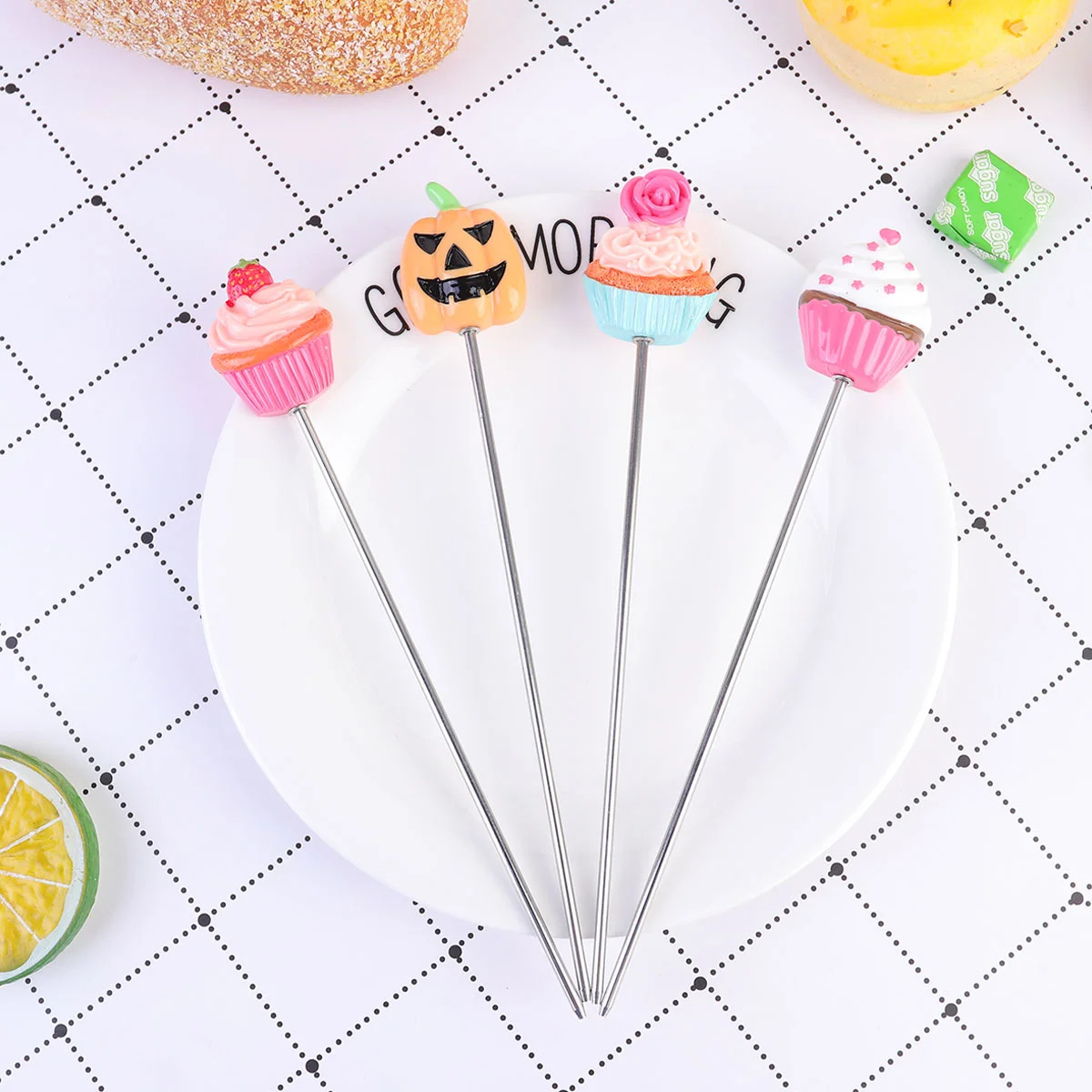 

Cake Test Pin Kitchen Heart Cake Shape Probe Cake Tester for Muffin Cupcake Biscuit