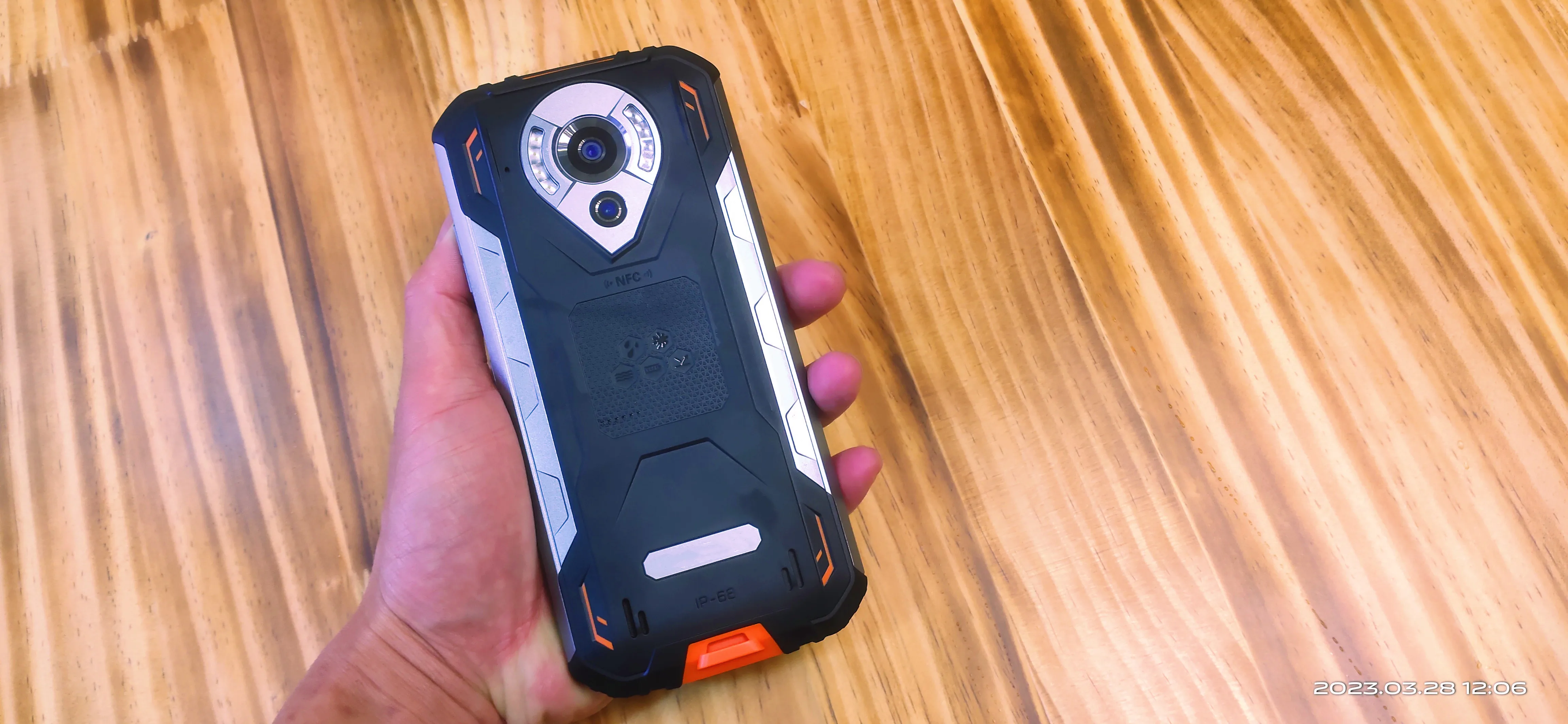 Explosion-proof  Rungee C6 Rugged IP68 Waterproof Smartphone 6.4