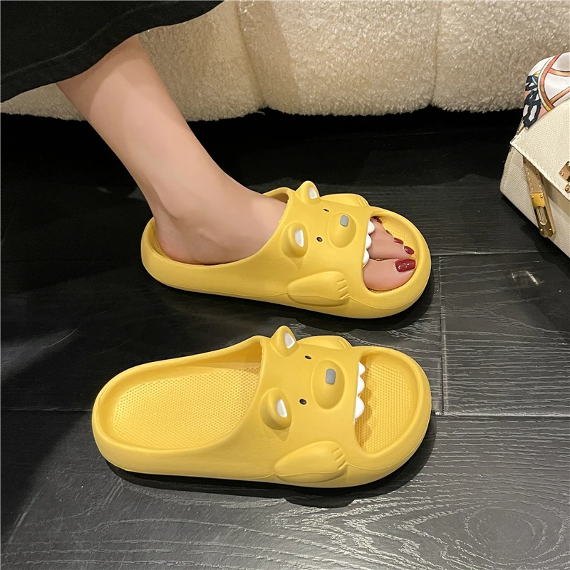 

Cartoon Bear Cute Slippers for Women 2022 New Summer Beach Outdoor Shoes Bathroom Soft Indoor Flip Flop Couple Sandals