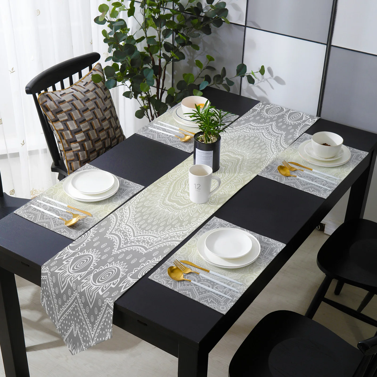 

Mandala Gradient Table Runner and Placemat Set Table Flag Table Runners Bed Banner for Home Party Wedding Decoration