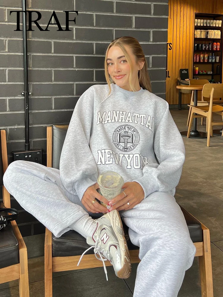 

TRAF Women Fashion Suits Fleece O Neck Hoodless Sweatshirt + With Pockets Sporty Style High Street Woman Wide Legs Trousers