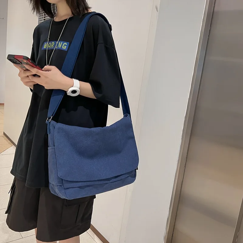 Men Fashion Versatile Crossbody Bag Vintage Canvas Student Messenger Bag Street Fashion Brand Tooling Wind Shoulder Bag Unisex