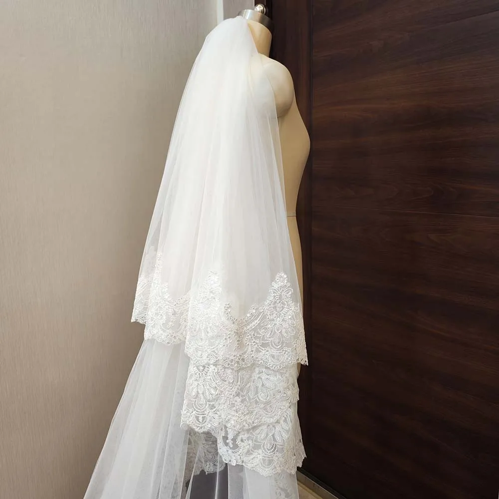 Рисунок 4 - Роскошная плотная свадебная фата с блестками