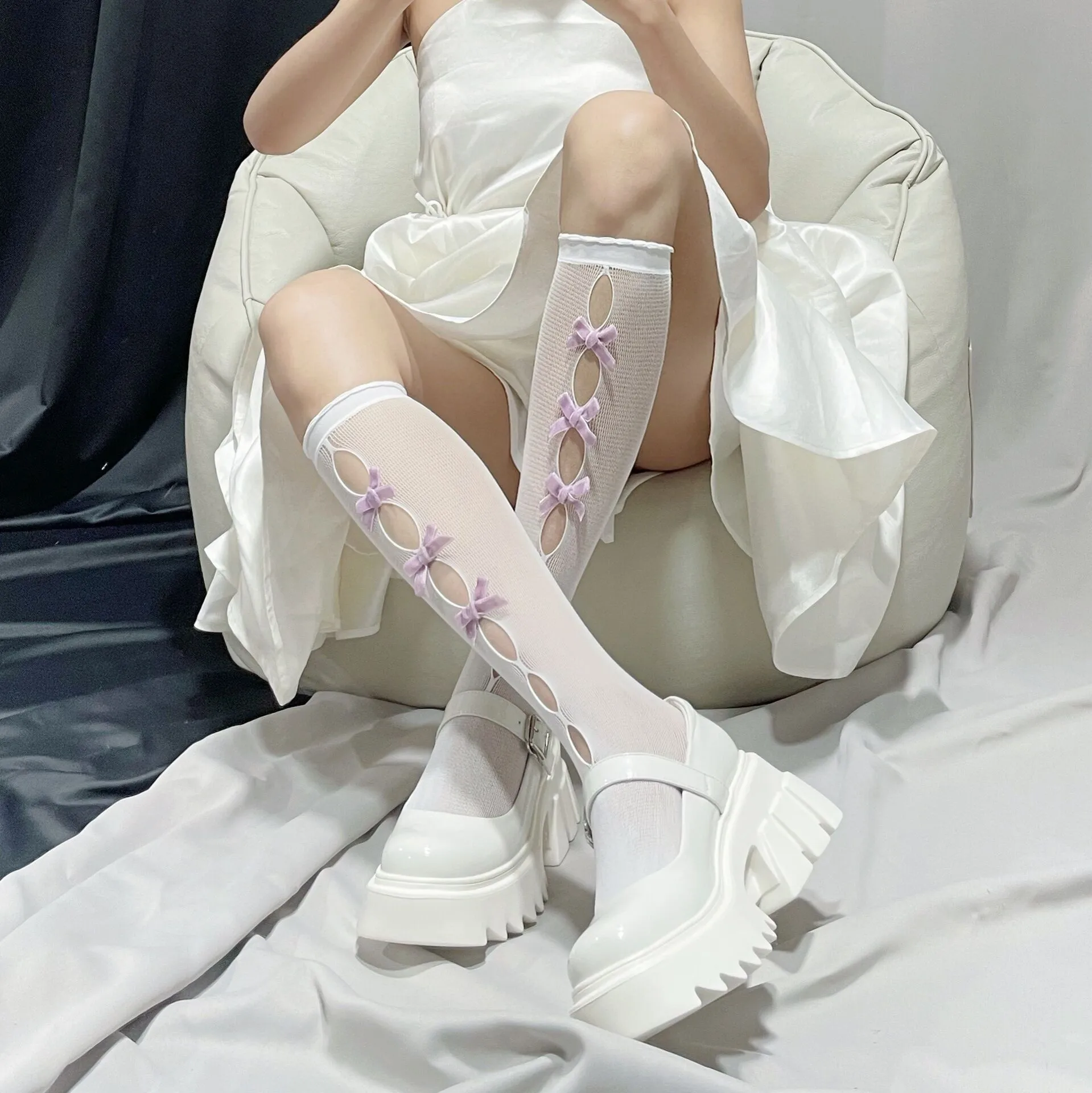 Летние тонкие носки среднего размера для рыбалки женские полые до середины икры