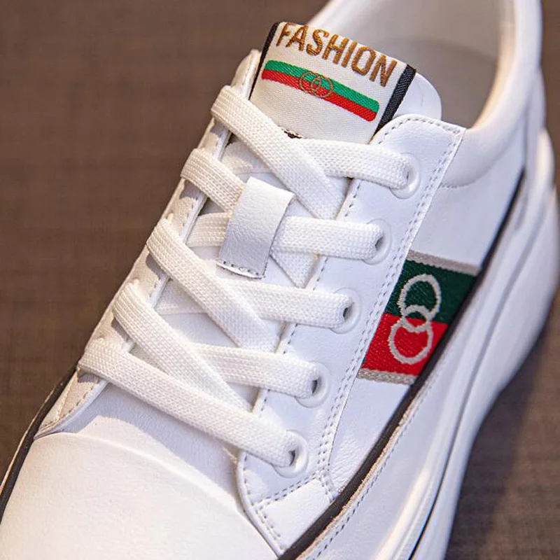 Thick-soled Biscuit Shoes Women's 2023 New Low-top Split Leather Women's Platform Small White Flats Casual Student Sneakers